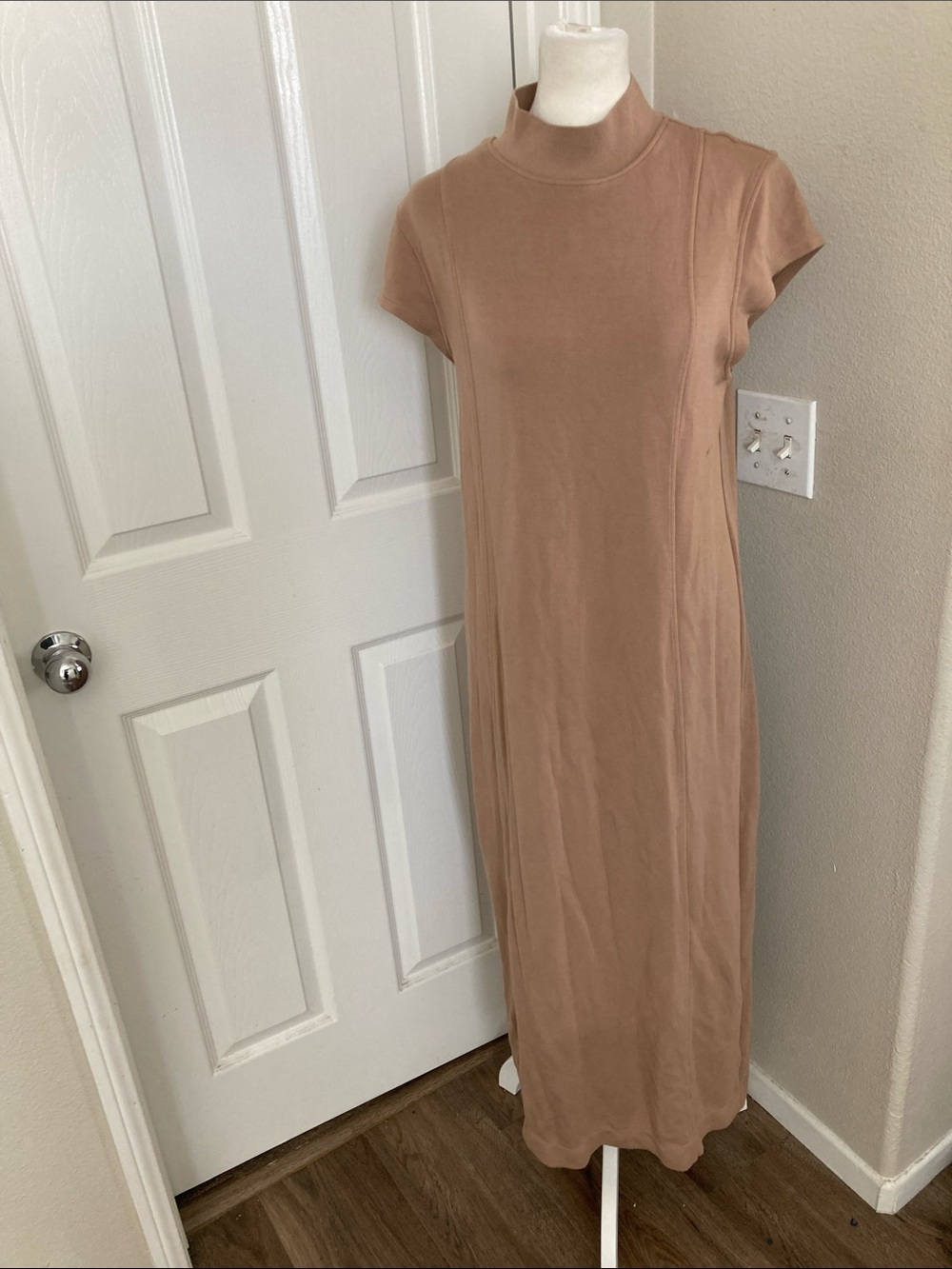 Varley Beige Mock Neck Dress Sz M